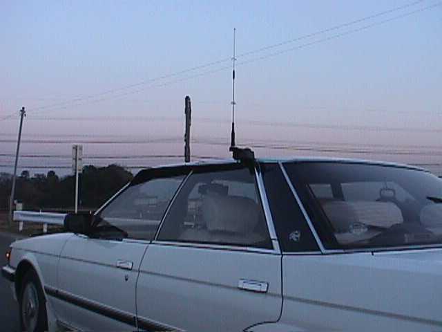 アマチュア無線 懐かしの無線機とタワー（写真集）